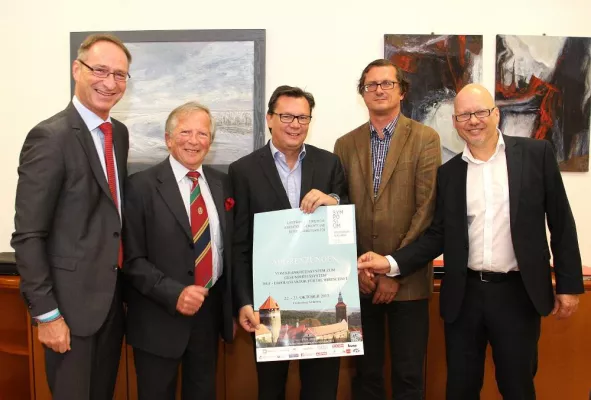 Bild: Pressegespräch mit Gesundheitslandesrat Mag. Norbert Darabos