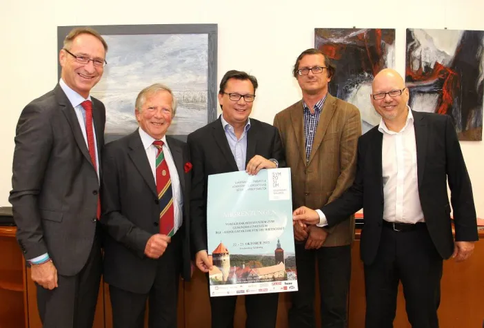 Bild: Pressegespräch mit Gesundheitslandesrat Mag. Norbert Darabos