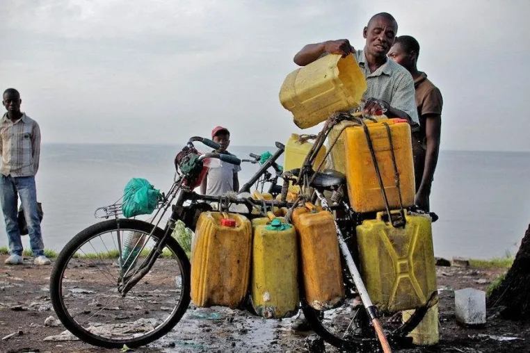 Wasser-APP revovlutioniert Wasser Supply in Kenya Bild: Wasser-APP revovlutioniert Wasser Supply in Kenya
