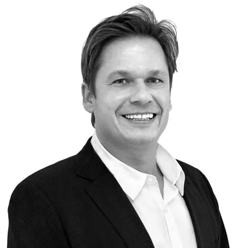Bild: Jörg Pflüger unterstützt Karlsruher Web-Analyse Anbieter als E-Commerce Consultant