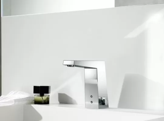 Berührungslose Armatur HANSALOFT gekürt: HANSA gewinnt German Design Award Bild: Berührungslose Armatur HANSALOFT gekürt: HANSA gewinnt German Design Award