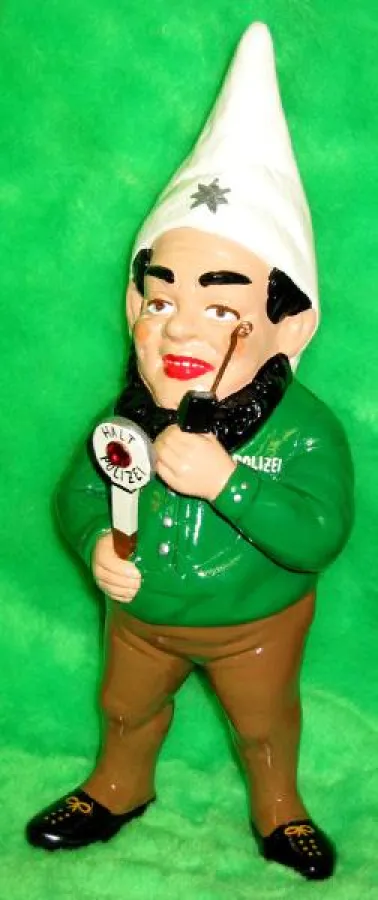 Gartenzwerg - Polizei