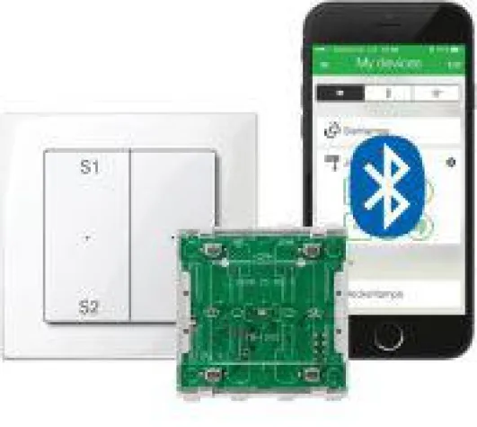 Bild: Smarte Komfortbedienung von Merten: Wiser Taster-Modul und Wiser App