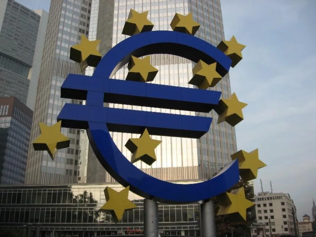 In der vergangenen Woche flirtete der Euro schon wieder heftig mit der psychologisch wichtigen Marke von 1,50 Dollar.