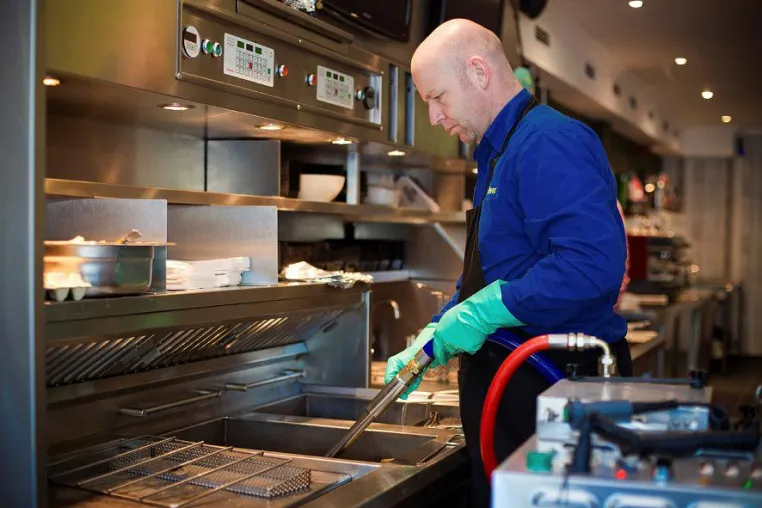Bild: Filtafry: Erster mobiler Fritteusen Full Service baut mit Hochdruck Franchisenetz in Deutschland auf