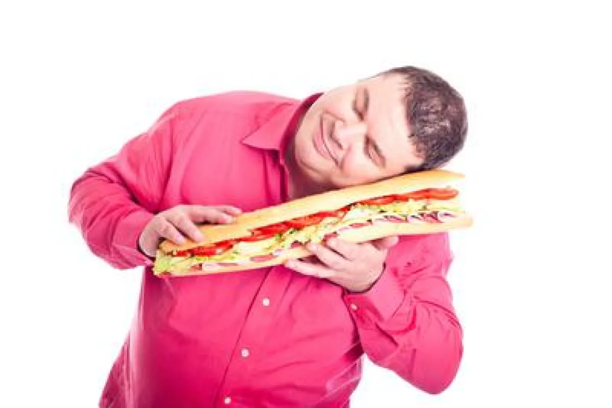 Müde Menschen essen mehr (Bild: 595419_web_R_K_by_Benjamin Thorn_pixelio.de)