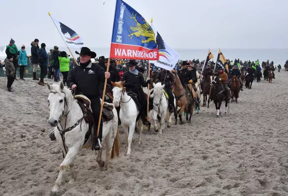 11. WARNEMÜNDER WINTERVERGNÜGEN Bild: 11. WARNEMÜNDER WINTERVERGNÜGEN