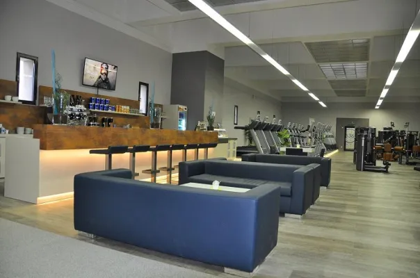 Löw - Professionelle Planung von Fitnessanlagen Bild: Löw - Professionelle Planung von Fitnessanlagen