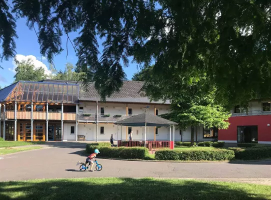 Bild: Am Freitag, den 22. Juni 2018, ist Tag der offenen Tür in der Mutter-Kind-Klinik Saarwald in Nohfelden