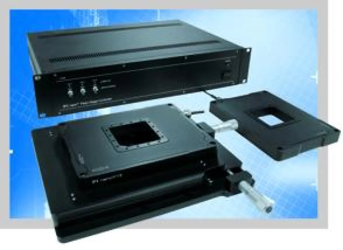 PI nano? Serie bestehend aus E-545 Controller, P-545 Piezosystem und M-545 manuellem Versteller