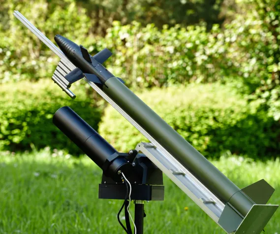 irisnet GmbH geht Partnerschaft mit tms mbH zur gemeinsamen Entwicklung des Drohnenabwehrsystems „perdix“ ein Bild: irisnet GmbH geht Partnerschaft mit tms mbH zur gemeinsamen Entwicklung des Drohnenabwehrsystems „perdix“ ein