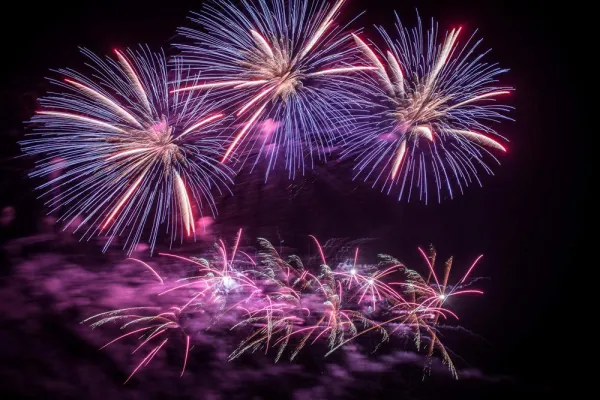 Bild: Die 15. Potsdamer Feuerwerkersinfonie am 22. und 23. Juli 2016 im Volkspark Potsdam