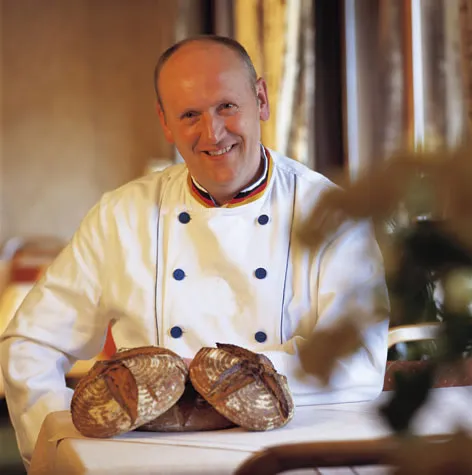 Geprüfte Qualität im Zeichen der Schildkröte: Cafe Müller wird Deutschlands 1. zertifizierte slow baking-Bäckerei Bild: Geprüfte Qualität im Zeichen der Schildkröte: Cafe Müller wird Deutschlands 1. zertifizierte slow baking-Bäckerei