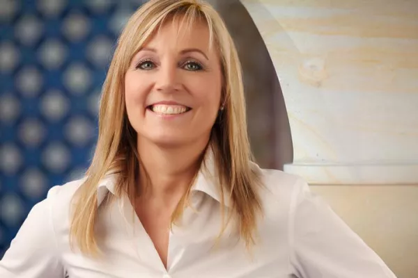 Spa Manager 2013 - Bronze für Spa Chefin des Alten Meierhof Vitalhotel Bild: Spa Manager 2013 - Bronze für Spa Chefin des Alten Meierhof Vitalhotel