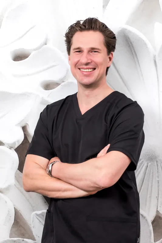 Dr. Christian Wolf  (© Moni Fellner )