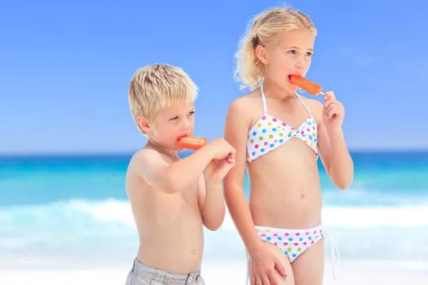 Bild: Zehn Tipps für die richtige Zahnpflege im Urlaub
