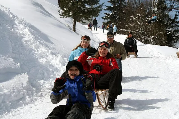 Bild: Perfekte Wintersportbedingungen in der Alpsee Bergwelt und durchgehender Betrieb in den Faschingsferien