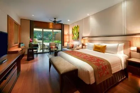 Schönheitskur für Shangri-La Gründungshaus Bild: Schönheitskur für Shangri-La Gründungshaus