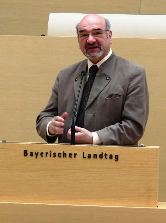 Prof. (Univ. Lima) Dr. Peter Bauer, Frankensprecher FREIE WÄHLER