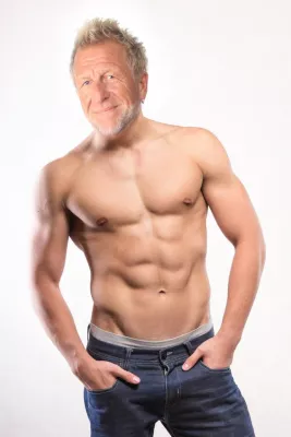 Bild: Neuer Zuwachs für die Chippendales, Moderator Ortlieb aus der DONAU 3 FM Gute-Laune-Morningshow wird Stripper