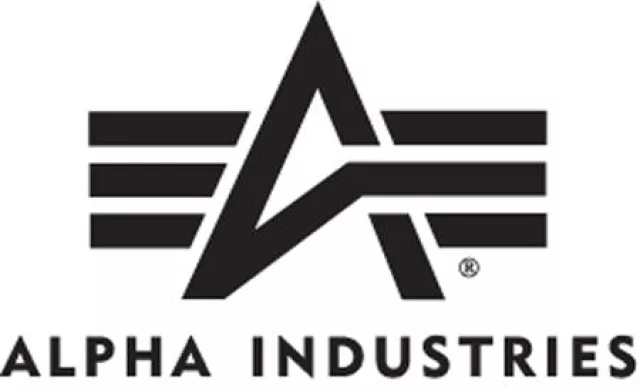 Bild: Im Style-Flug nach oben: Alpha Industries präsentiert die Herbst/Winter-Kollektion 2012/2013