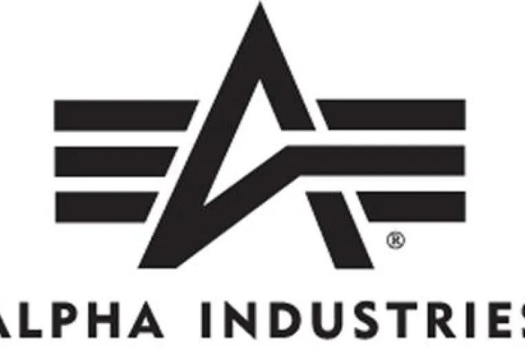 Bild: Im Style-Flug nach oben: Alpha Industries präsentiert die Herbst/Winter-Kollektion 2012/2013
