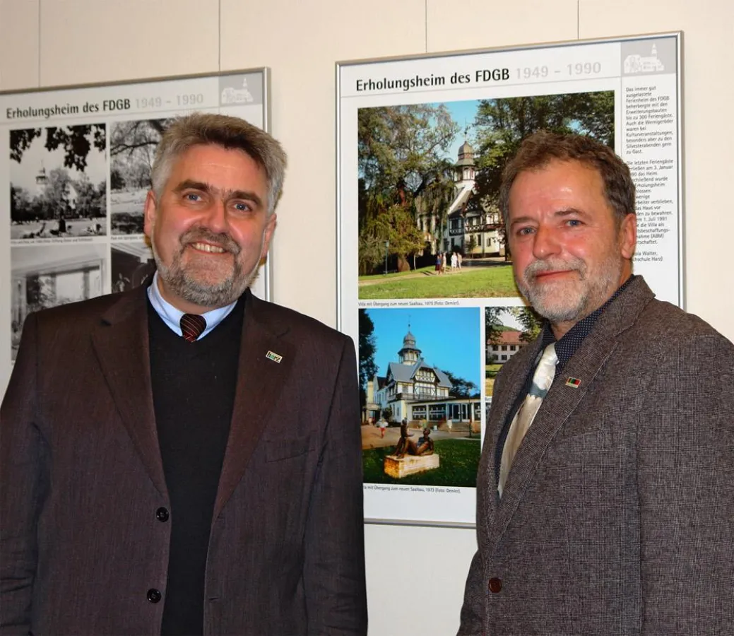 Rektor Prof. Dr. Armin Willingmann (l.) empfing kürzlich SPD-Landtagskandidat Siegfried Siegel (r.) zu einem Informationsgespräch