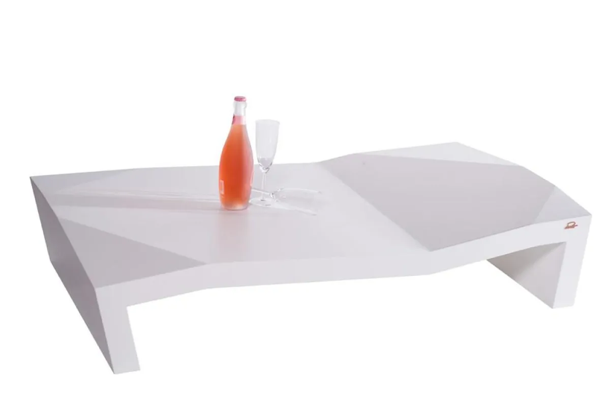 Couchtisch Overfly von dePiorr Abmessungen: 27 cm x 77,5 cm x 26 cm (B x H x T)