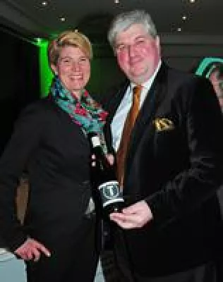 Tina war da! Erfolgs-Event im Mercure Tagungs- & Landhotel Krefeld Bild: Tina war da! Erfolgs-Event im Mercure Tagungs- & Landhotel Krefeld