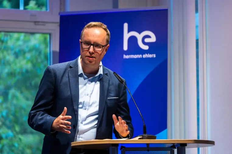 Bild:  Wechsel in der Geschäftsführung der Hermann-Ehlers-Stiftung e.V. und der Hermann Ehlers Akademie gGmbH