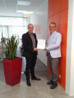 Bild: PTC GPS erhält erneut das Bonitätssiegel "CrefoZert"