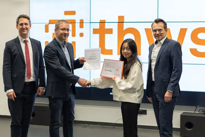 Bild: THWS-Masterstudentin erhält Stipendium der Professor Wolfgang Maria Fischer Stiftung 