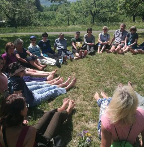 Bild: Achtsamkeitswanderung am 26.05.2019 der Projektgruppe Bewegung des AK Gesunde Gemeinde Eningen