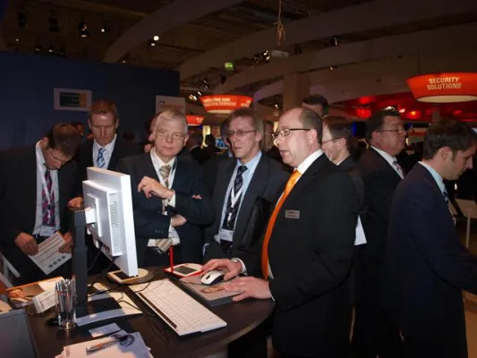 Bild: signotec: Die Wincor World bestätigt zunehmendes Interesse an Signaturlösungen mit Pen-Pads