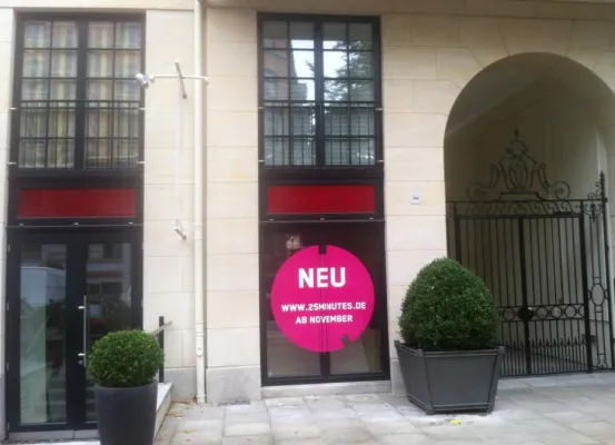 Bild: Eppendorf geht ans Netz: Hochspannung in der Hegestraße