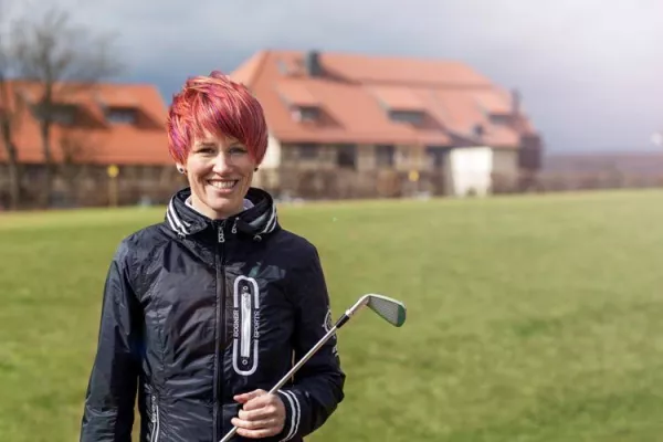 Olympiasiegerin Kati Wilhelm wird Markenbotschafterin des Spa & GolfResort Weimarer Land Bild: Olympiasiegerin Kati Wilhelm wird Markenbotschafterin des Spa & GolfResort Weimarer Land