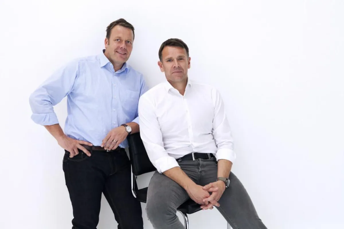 Jörg Küpper (l.) und Robert Konzack (r.) von d-log