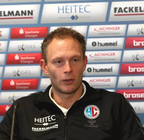 Handball: HC Erlangen im Pokal-Achtelfinale gegen Göppingen Bild: Handball: HC Erlangen im Pokal-Achtelfinale gegen Göppingen