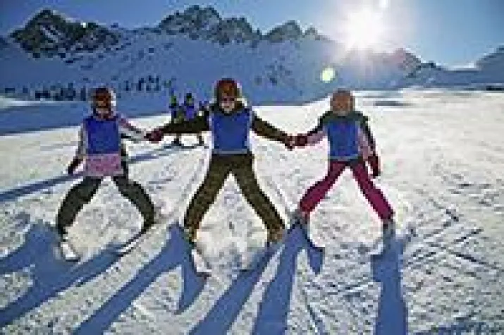 Winterkatalog im vamos Jubiläumsjahr Bild: Winterkatalog im vamos Jubiläumsjahr