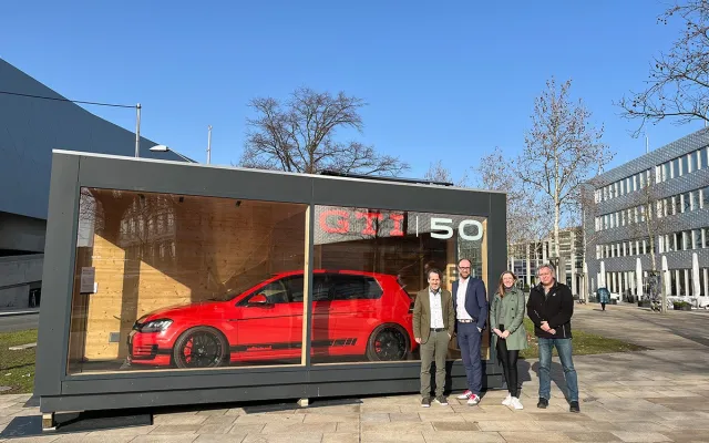 Bild: Automobiltradition wird in der Innenstadt sichtbar