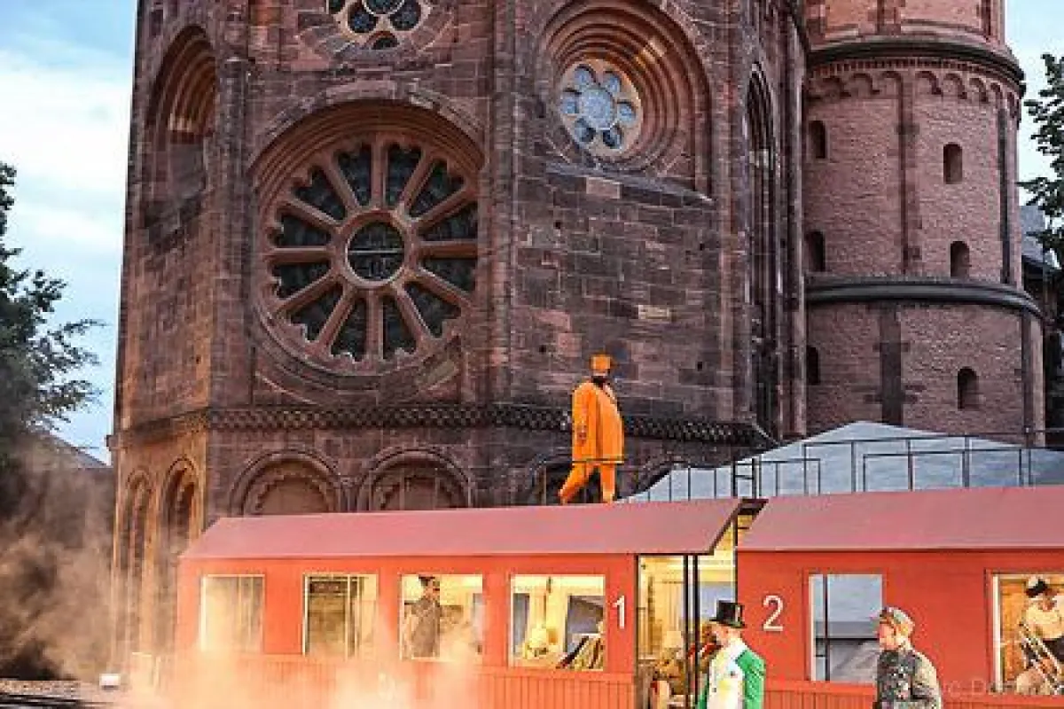 Uwe Dörwald für schwarz-auf-weiss: Nibelungenfestspiele Worms 2017