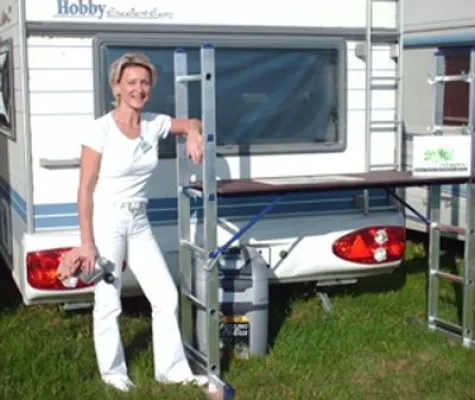 Lotuseffekt macht Reinigungsmittel überflüssig - Oberflächenveredelung durch Nanotechnologie Bild: Lotuseffekt macht Reinigungsmittel überflüssig - Oberflächenveredelung durch Nanotechnologie