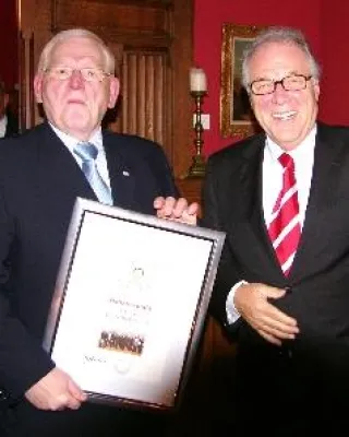 Bild: Spitzenlast für Mittelstand ? Steuern und Abgaben als Wachstumsbremsen