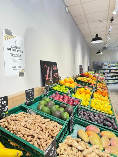 pro bio. MARKT verabschiedet sich aus Bochum – Schlussverkauf mit bis zu 50% Rabatt Bild: pro bio. MARKT verabschiedet sich aus Bochum – Schlussverkauf mit bis zu 50% Rabatt