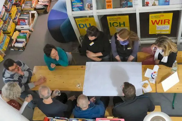 World Café in Tettnang: Aktive Bürgerbeteiligung beim Thema Inklusion Bild: World Café in Tettnang: Aktive Bürgerbeteiligung beim Thema Inklusion