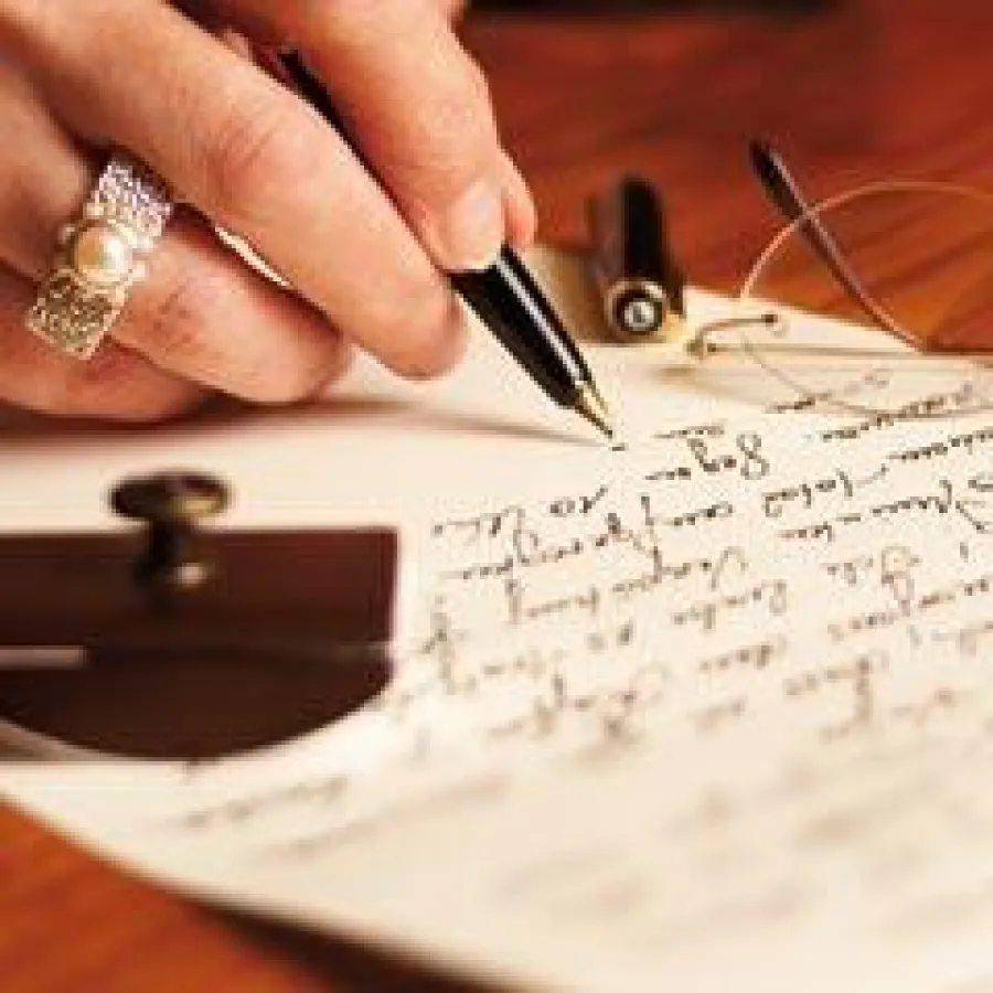 Ihre persönliche Love-Story als Buch. Mit Ihrer Geschichte der letzten Jahre und Ihren Bildern der Hochzeit.