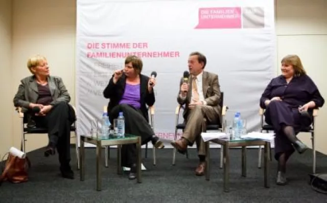 Hamburger Familienunternehmer fordern mehr Mitsprache in Europa Bild: Hamburger Familienunternehmer fordern mehr Mitsprache in Europa