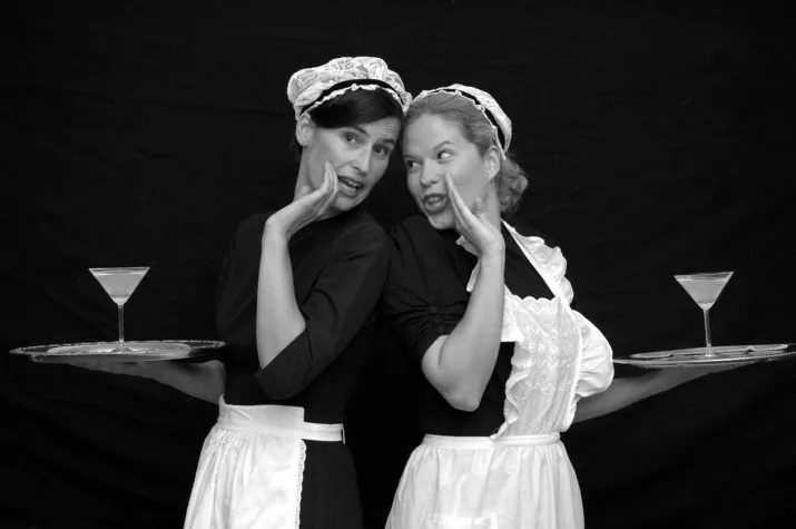 Bild: Die Hamburg Players präsentieren „Relative Values“ von Noël Coward und feiern ihr 40stes Jubiläum