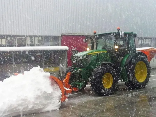 Jetzt an die Verkehrssicherungspflichten denken – SCHMIDT WEISSGRÜN unterstützt Kommunen und Betriebe Bild: Jetzt an die Verkehrssicherungspflichten denken – SCHMIDT WEISSGRÜN unterstützt Kommunen und Betriebe