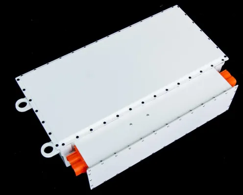 Bild: Batteriespezialist e-Wolf präsentiert Intelligent Energy Storage System auf der Intersolar 13